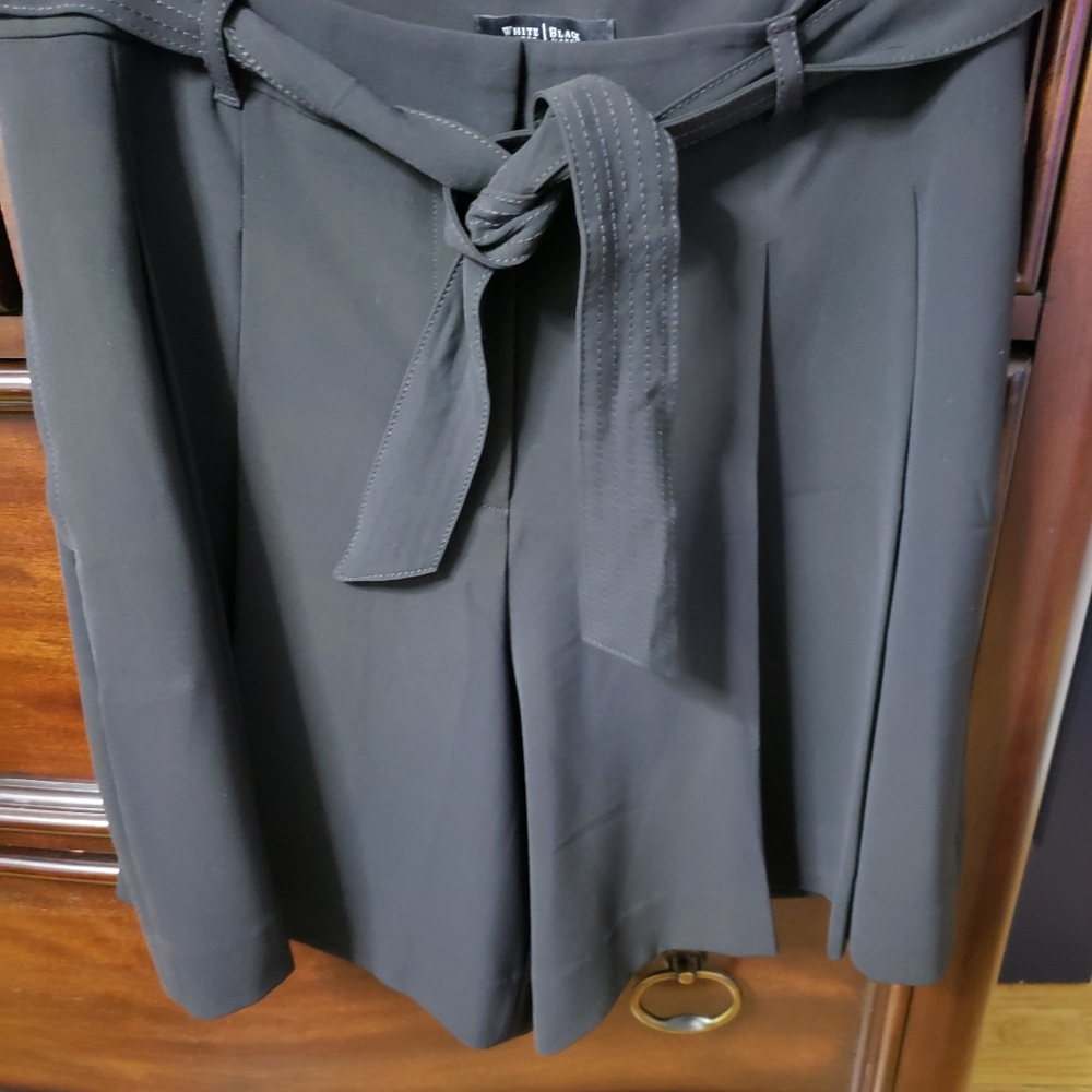 WHBM, black skort, size 10